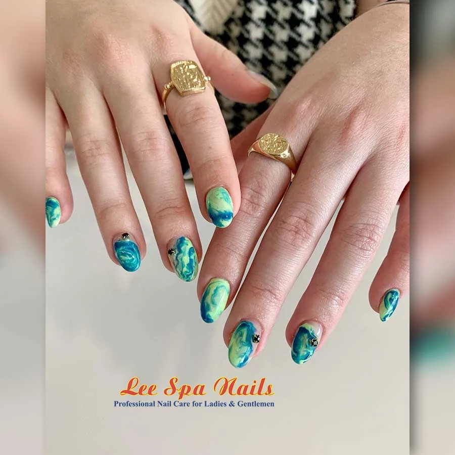 Lee Spa Nails Inc